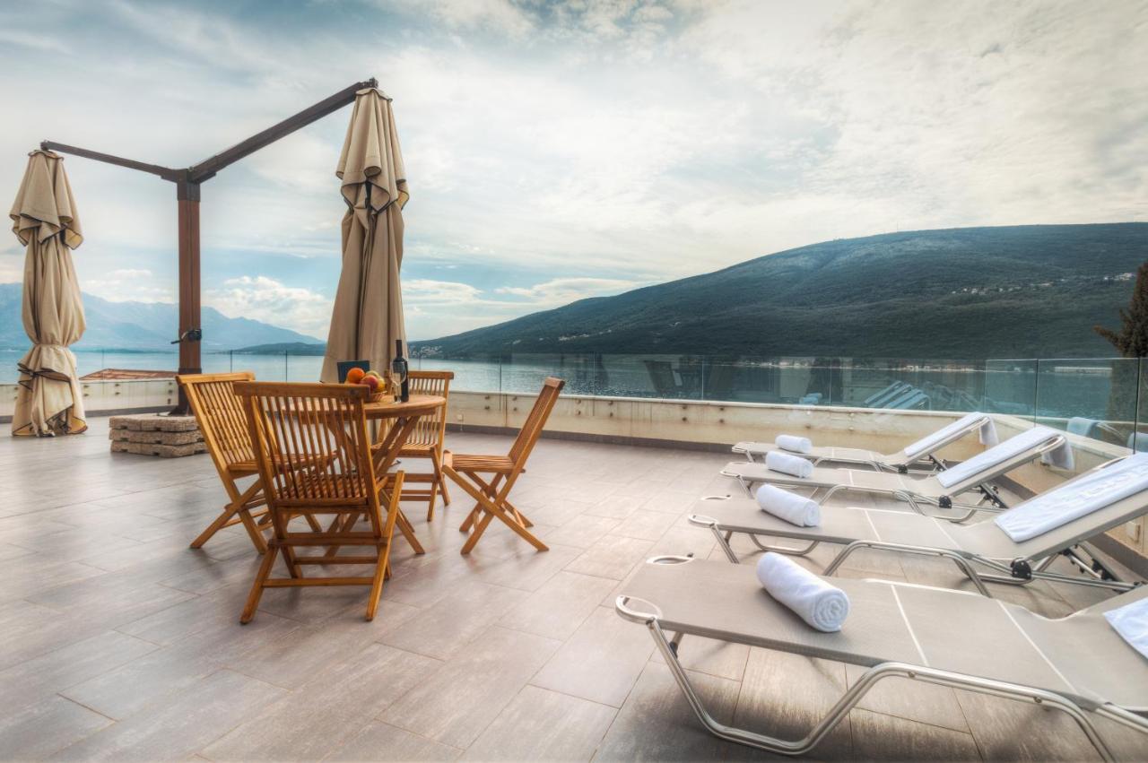 Riva Residence Thenovici Exterior foto