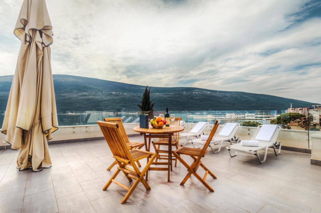 Riva Residence Thenovici Exterior foto